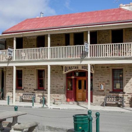 Dunstan House Motel Clyde Exterior photo